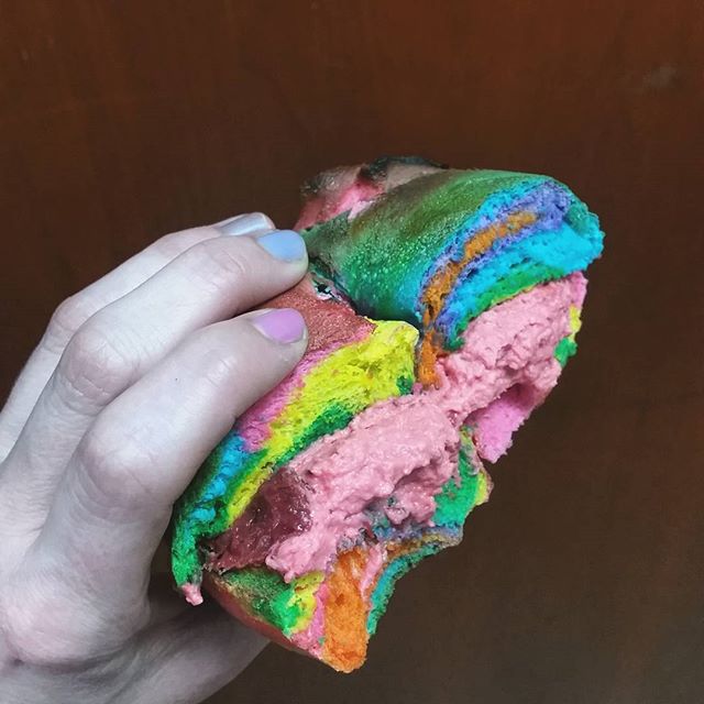 12729623_1517914918510155_202832316_n